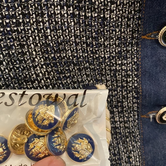 Tweed Boucle Suit Jacket and Skirt - Picture 3 of 5